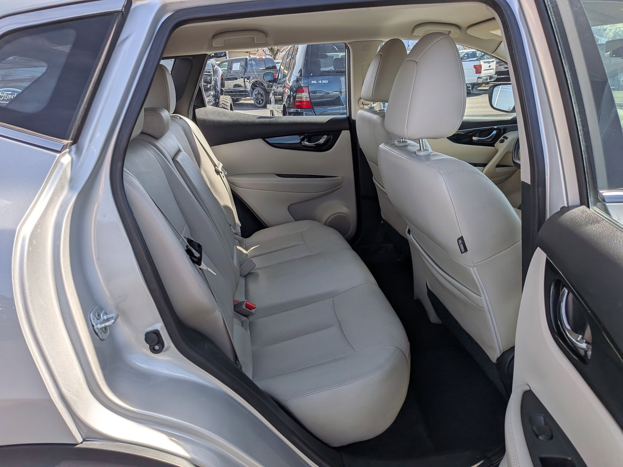 Used 2017 Nissan Rogue Sport SL image 32