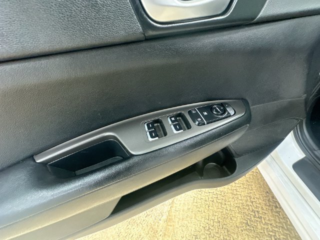 Used 2019 Kia Optima LX FWD image 23