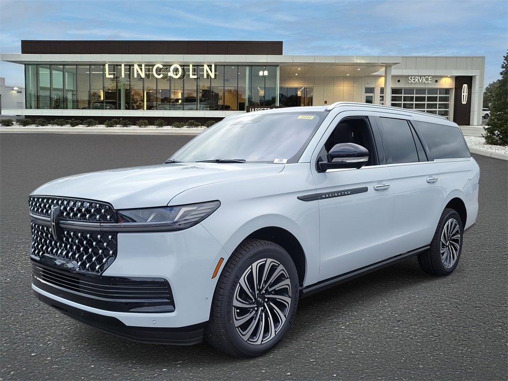 New 2025 Lincoln Navigator L Black Label image 2