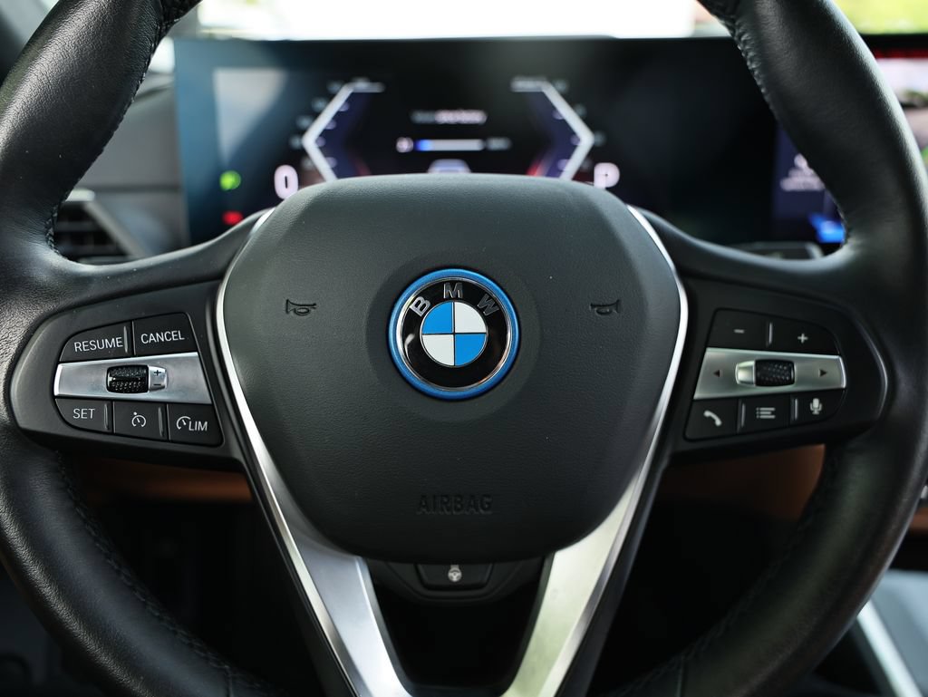 Used 2024 BMW i4 eDrive40 w/ Premium Package RWD image 33