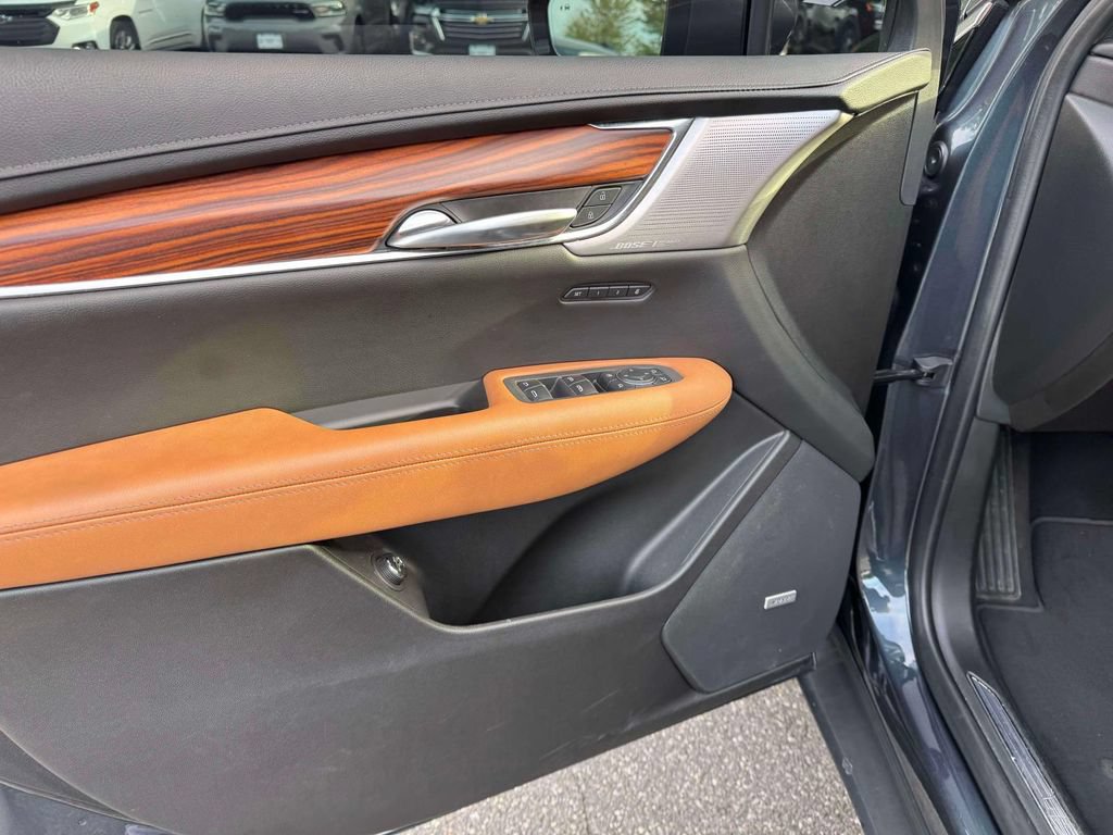 Used 2021 Cadillac XT5 Premium Luxury AWD/4WD image 18