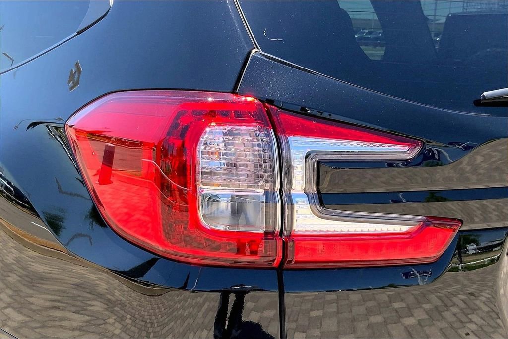 Certified 2026 Subaru Ascent Premium AWD/4WD image 22