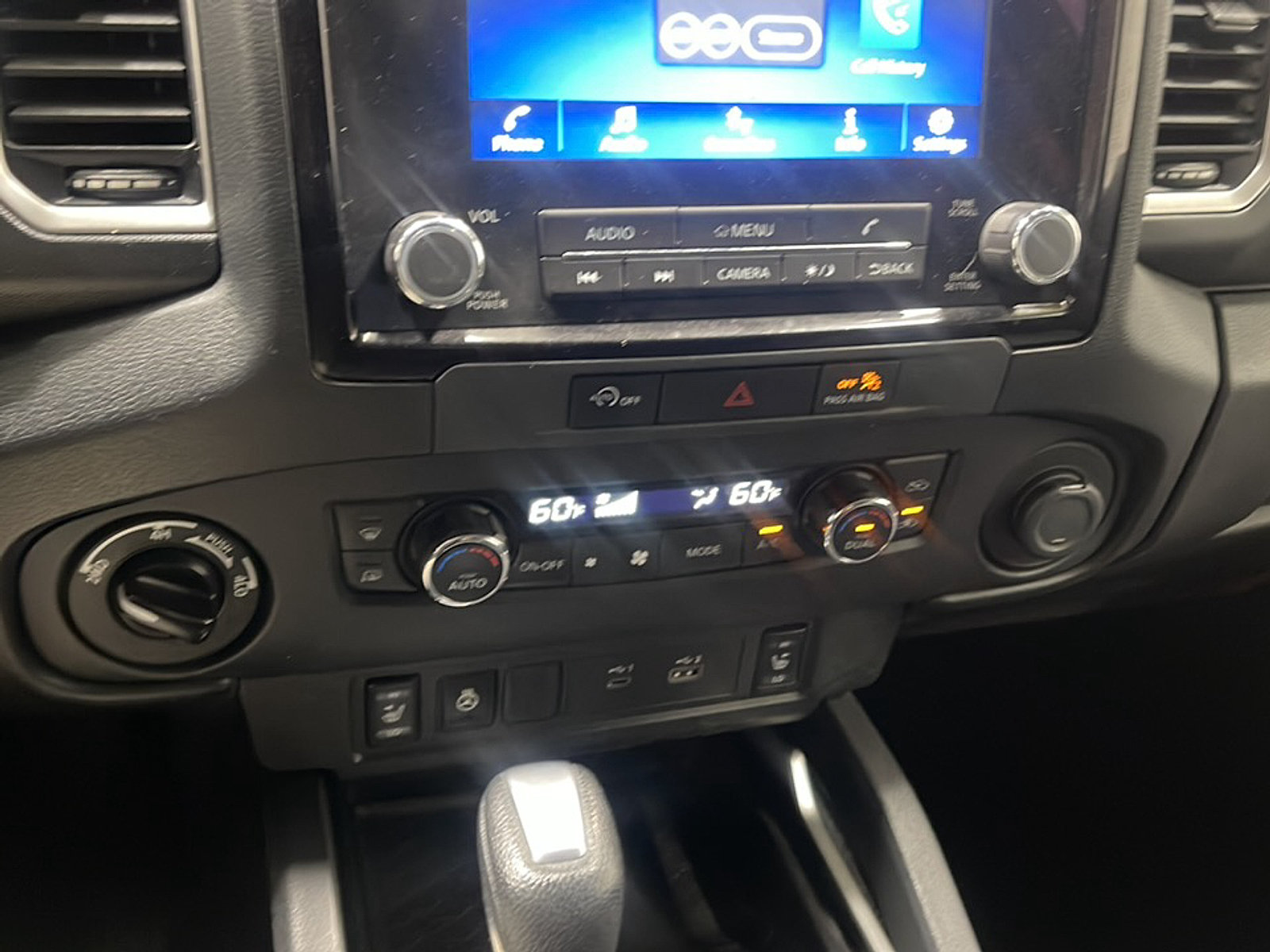 Used 2023 Nissan Frontier SV AWD/4WD image 10