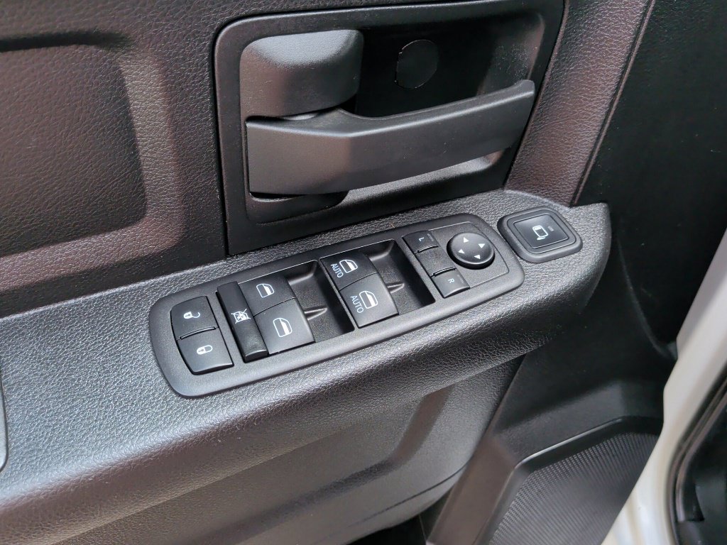 Used 2024 RAM 3500 Tradesman AWD/4WD image 11