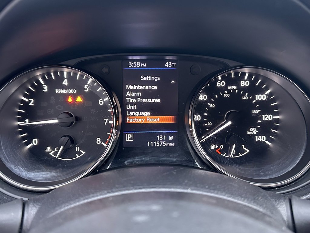 Used 2018 Nissan Rogue SV w/ Premium Package image 22