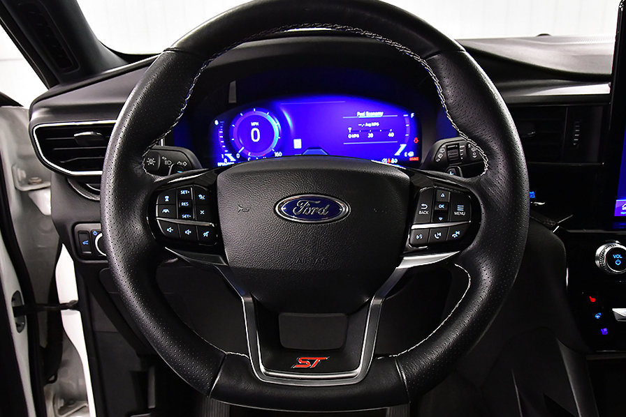 Used 2023 Ford Explorer ST w/ Equipment Group 401A AWD/4WD image 18