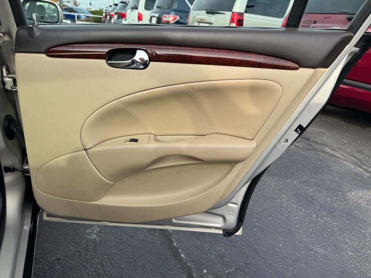 Used 2008 Buick Lucerne CXL w/ Ultra Confidence Package image 20