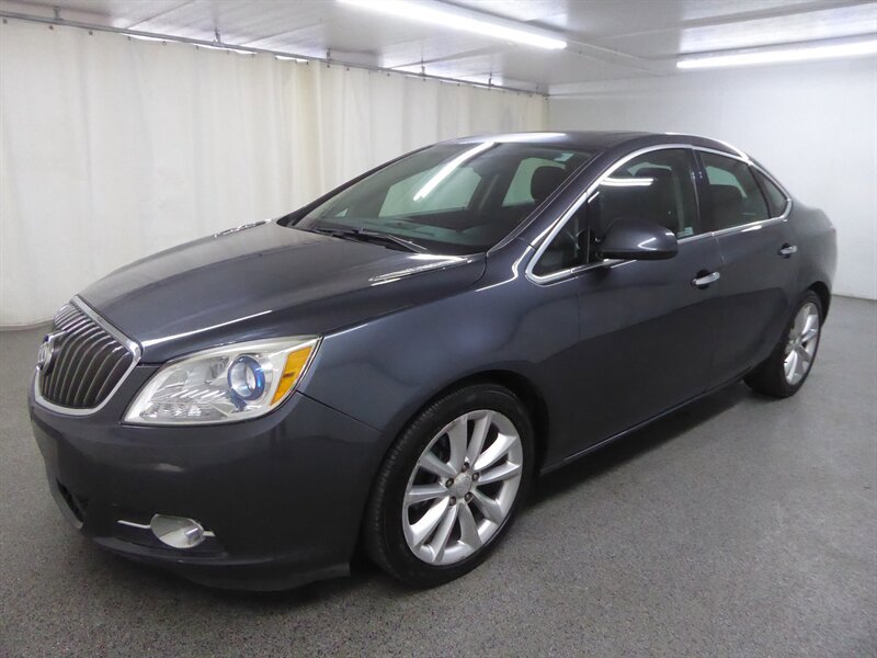Used 2013 Buick Verano Leather FWD image 3