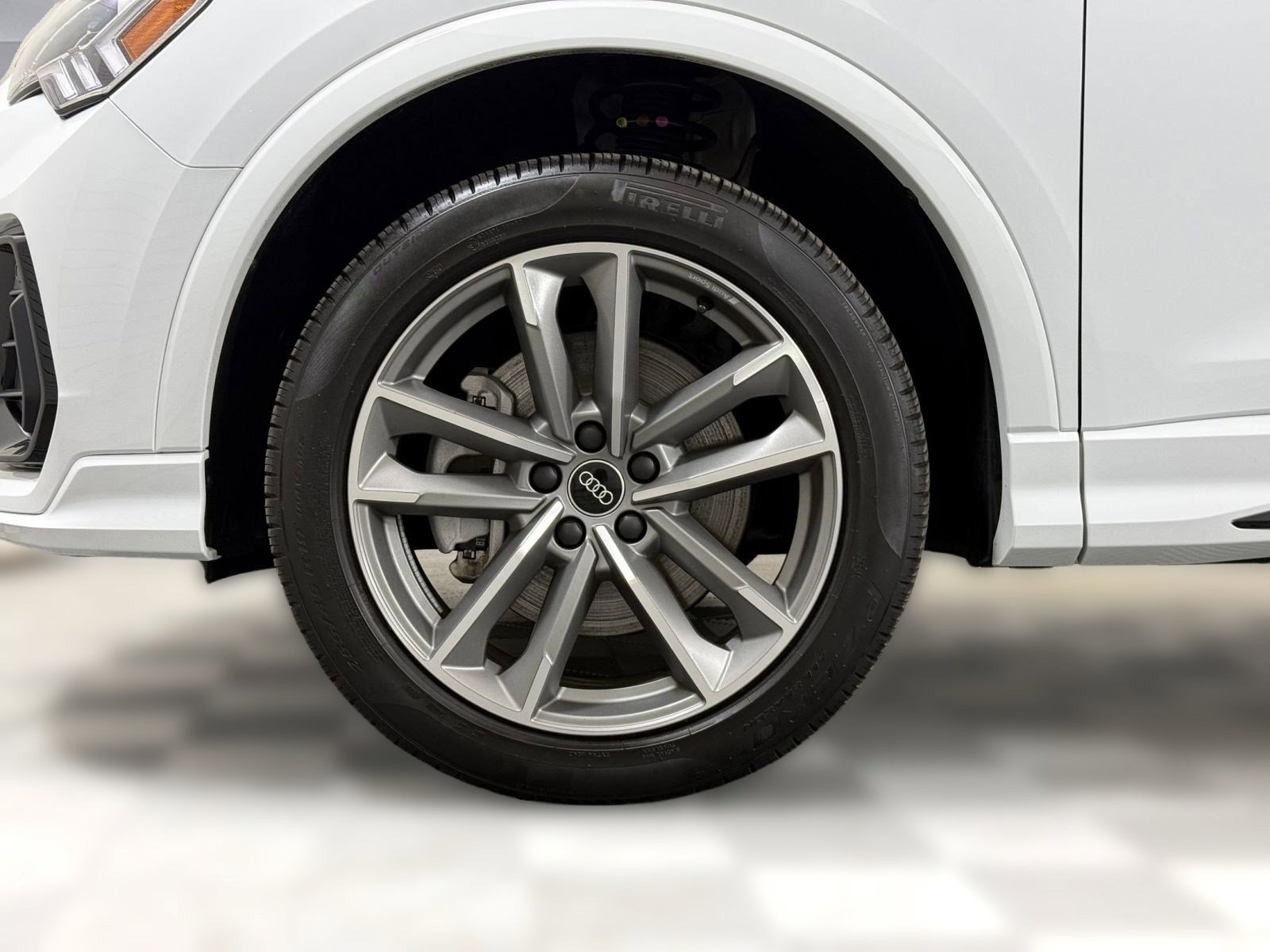 Certified 2025 Audi Q3 2.0T Premium image 12