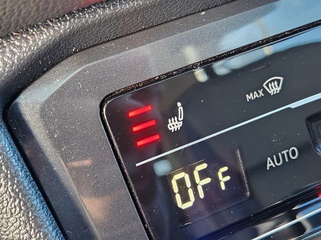 Used 2022 Volkswagen Tiguan SE image 23