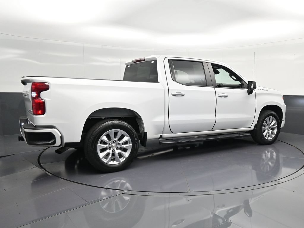 Used 2024 Chevrolet Silverado 1500 Custom RWD image 3