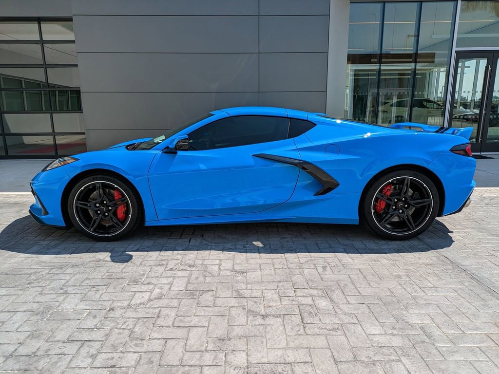 Used 2022 Chevrolet Corvette Stingray Premium Cpe w/ Z51 Performance Package image 8