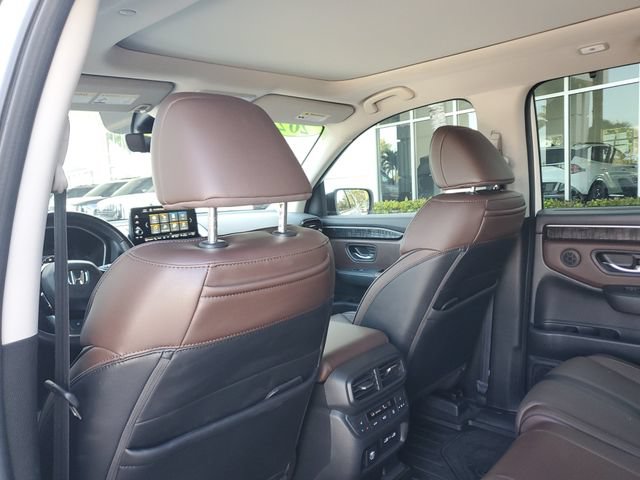 Used 2023 Honda Pilot Elite image 12