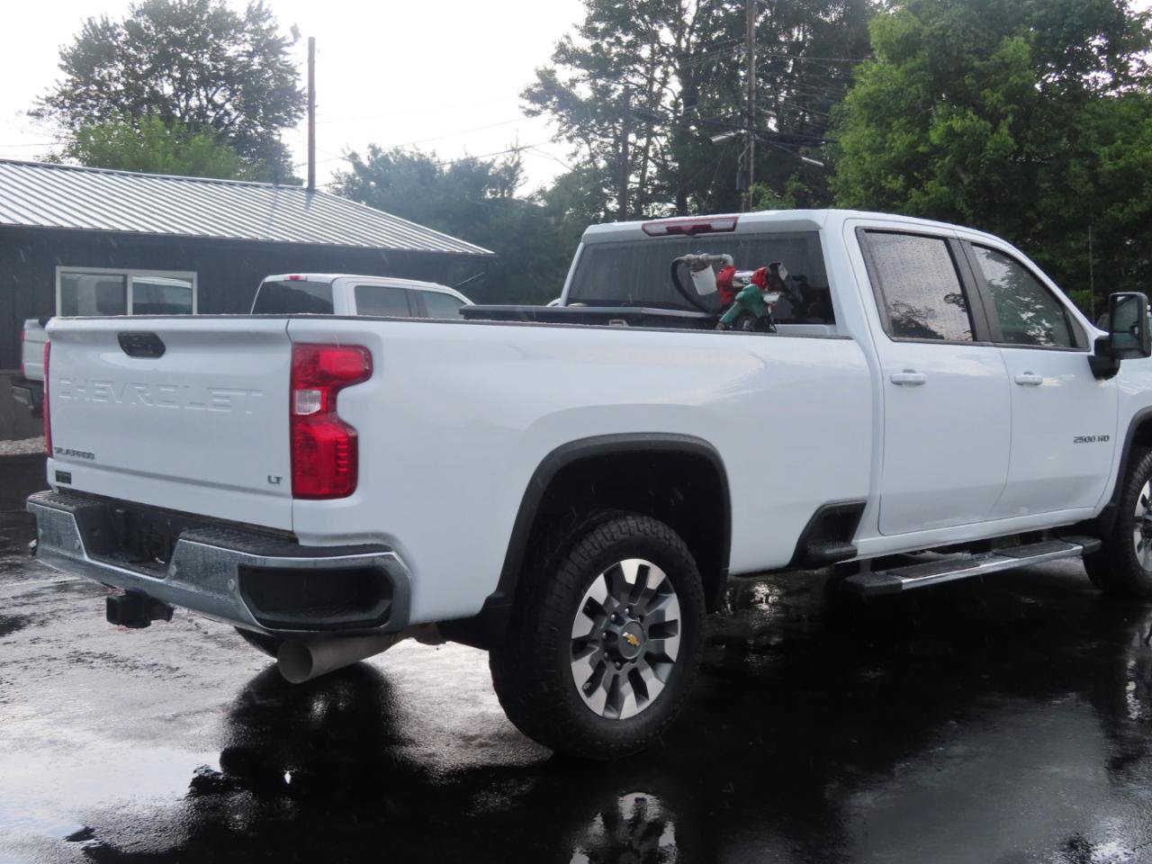 Used 2024 Chevrolet Silverado 2500 LT AWD/4WD image 18