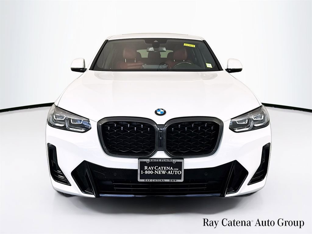 Used 2024 BMW X4 xDrive30i w/ M Sport Package image 2