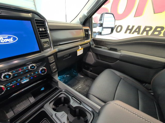 New 2026 Ford F350 Lariat w/ Black Appearance Package AWD/4WD image 29