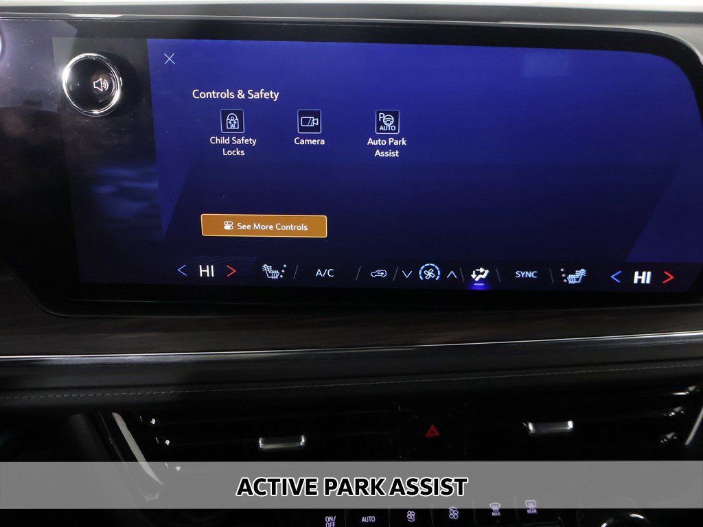 Used 2025 Chevrolet Tahoe LT image 5