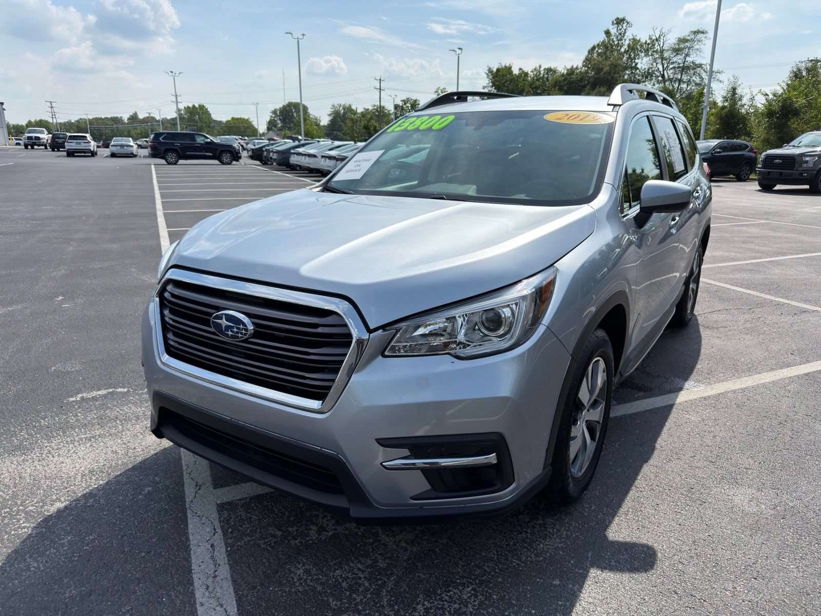 Used 2019 Subaru Ascent Premium AWD/4WD image 2