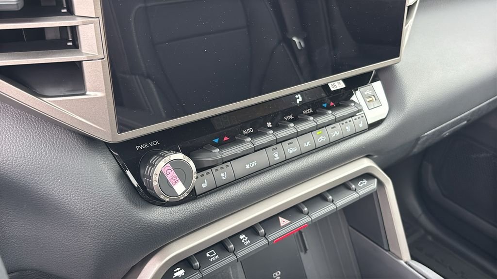 New 2026 Toyota Tundra Limited AWD/4WD image 24