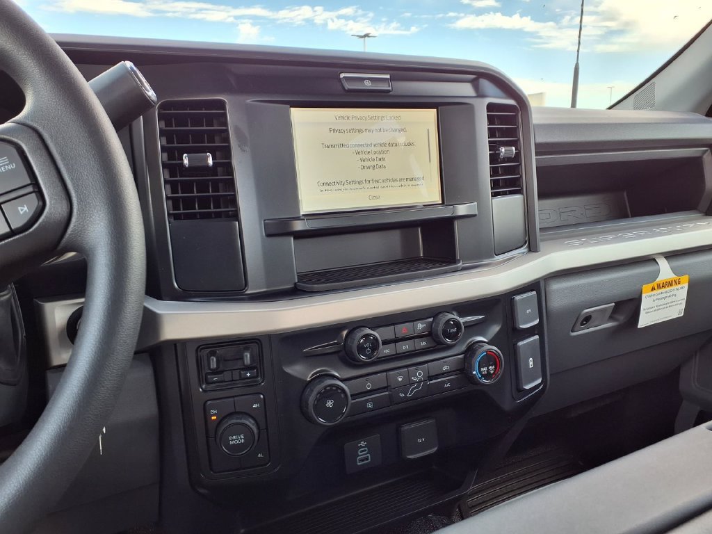 New 2027 Ford F350 XL AWD/4WD image 4
