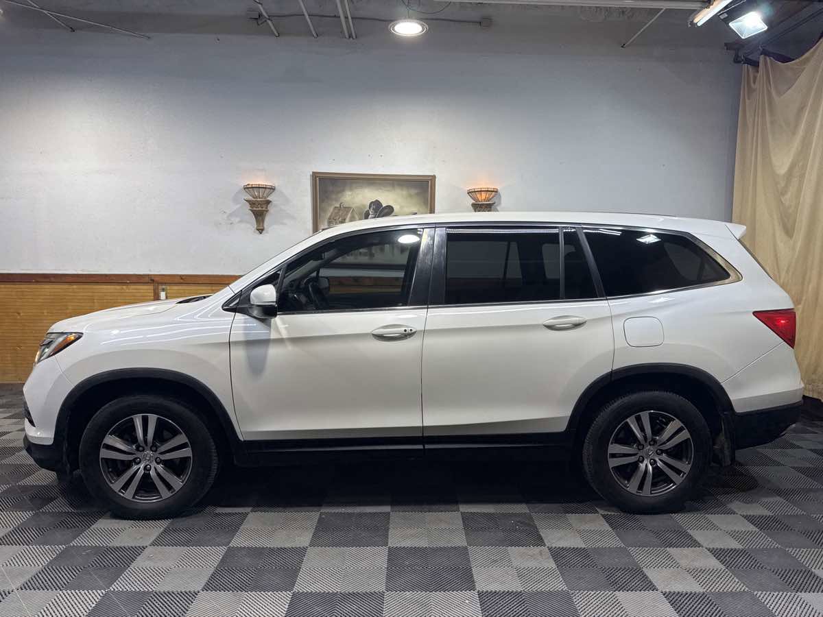 Used 2016 Honda Pilot EX-L image 2