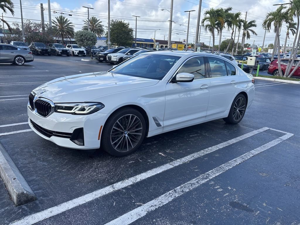 Used 2023 BMW 540i w/ Premium Package RWD image 8