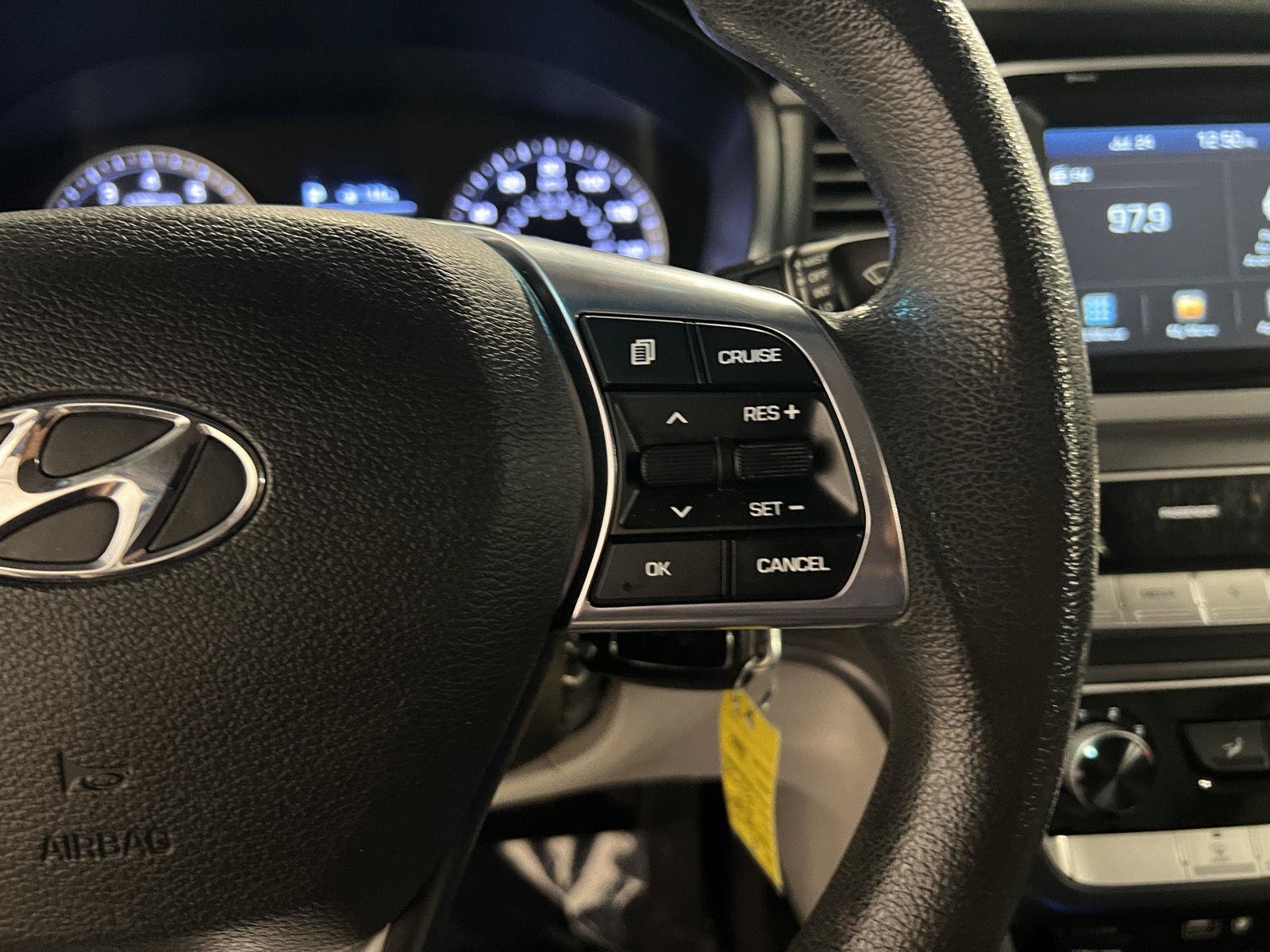 Used 2018 Hyundai Sonata SE FWD image 16