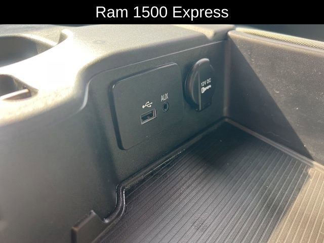 Used 2013 RAM 1500 Express image 17
