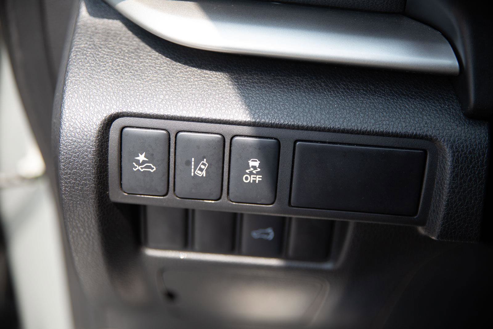 Used 2024 Mitsubishi Eclipse Cross SE AWD/4WD image 18