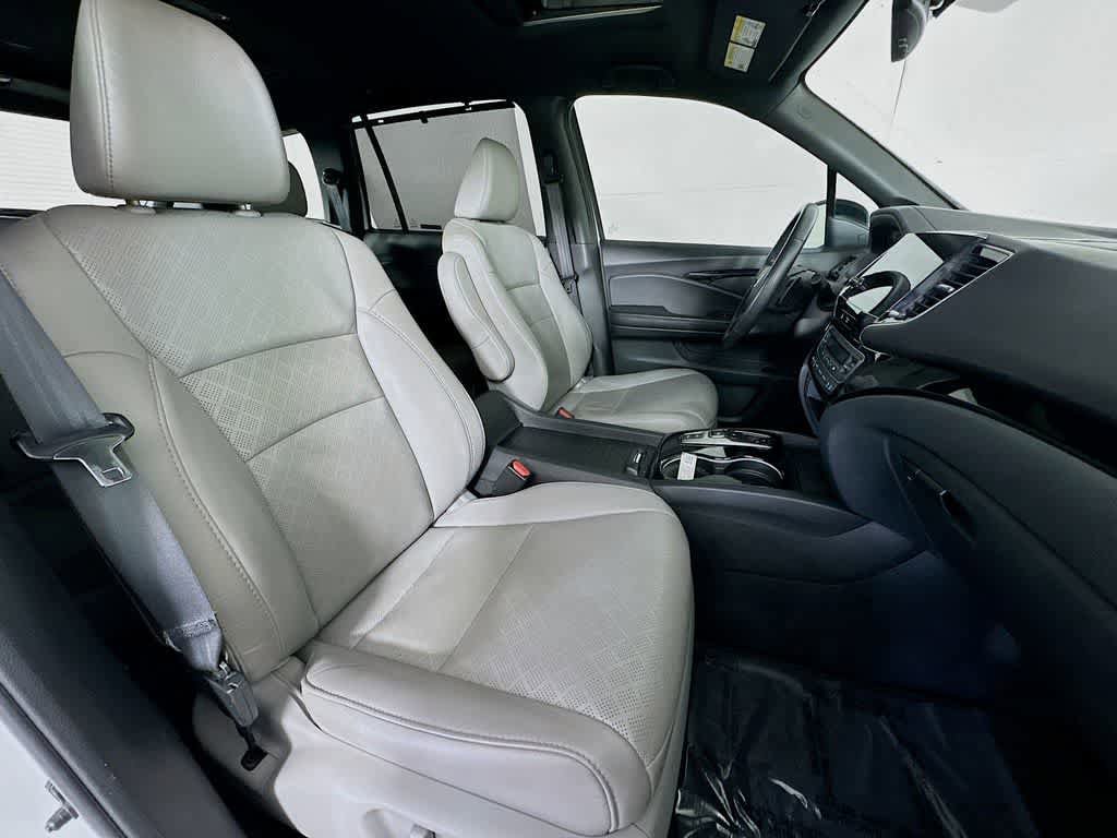 Used 2021 Honda Passport Elite image 15