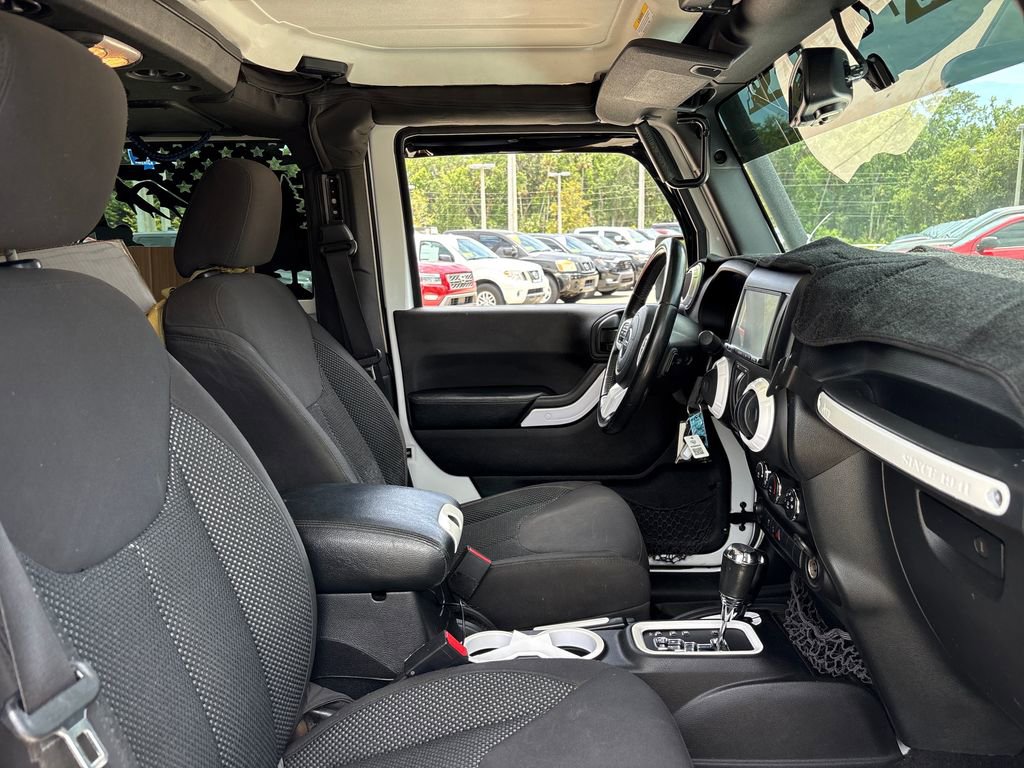 Used 2016 Jeep Wrangler Sport AWD/4WD image 26