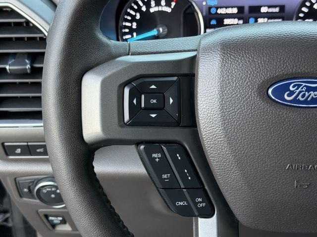 Used 2021 Ford Expedition XLT RWD image 27