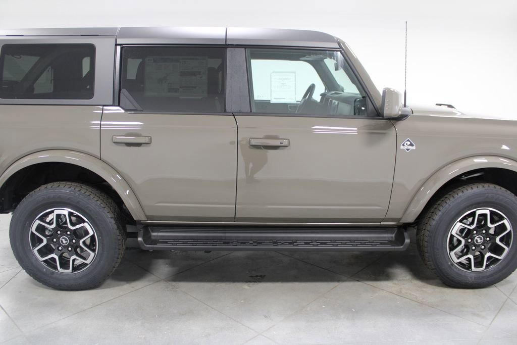 New 2025 Ford Bronco Outer Banks image 10