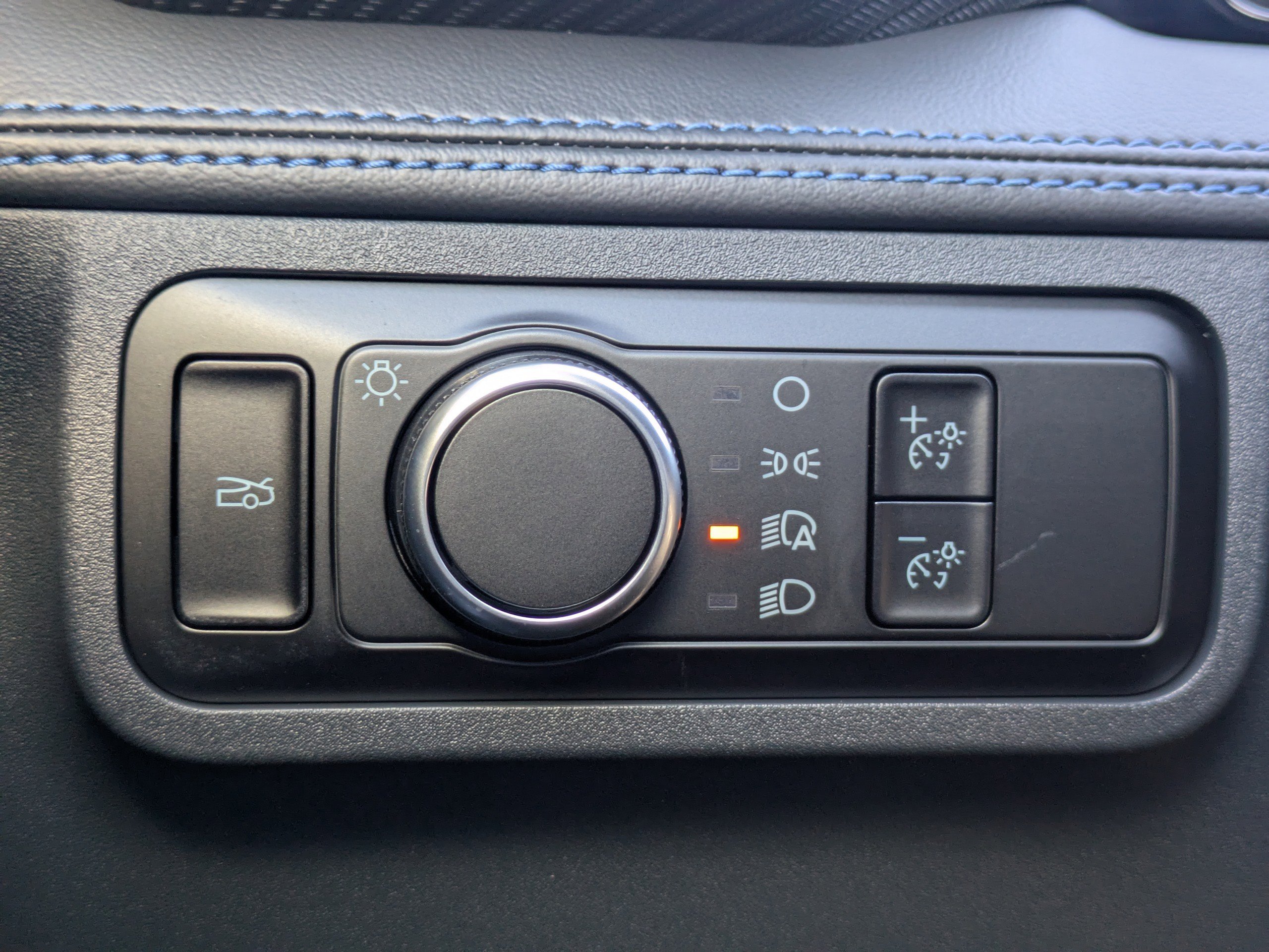 Used 2025 Ford Mustang Dark Horse image 23