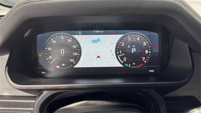 Used 2020 Land Rover Defender 110 SE image 30