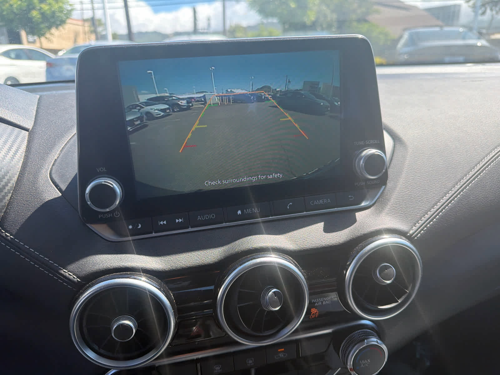 Used 2024 Nissan Sentra SV FWD image 7
