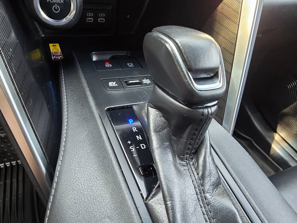 Used 2023 Toyota Venza XLE AWD/4WD image 27