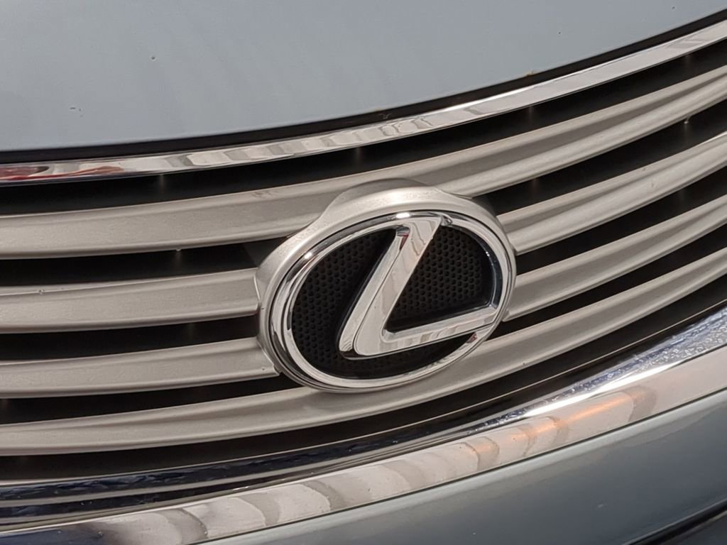 Used 2011 Lexus ES 350 image 15