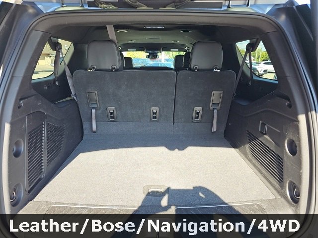 Used 2023 Chevrolet Suburban LT image 36