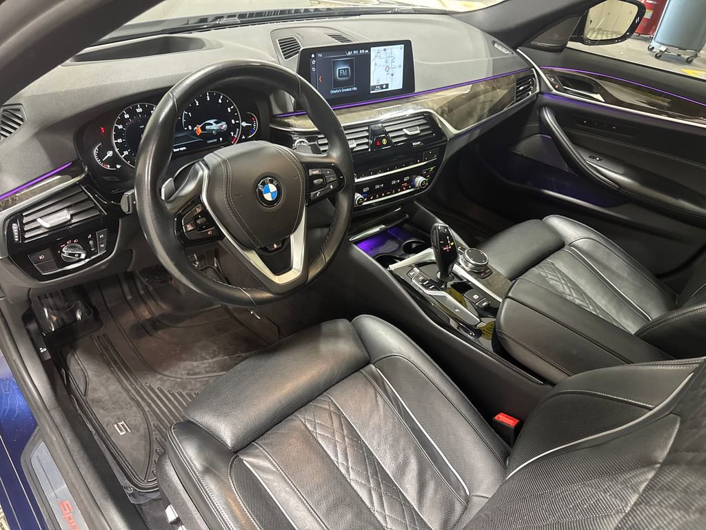 Used 2018 BMW 540i xDrive image 27