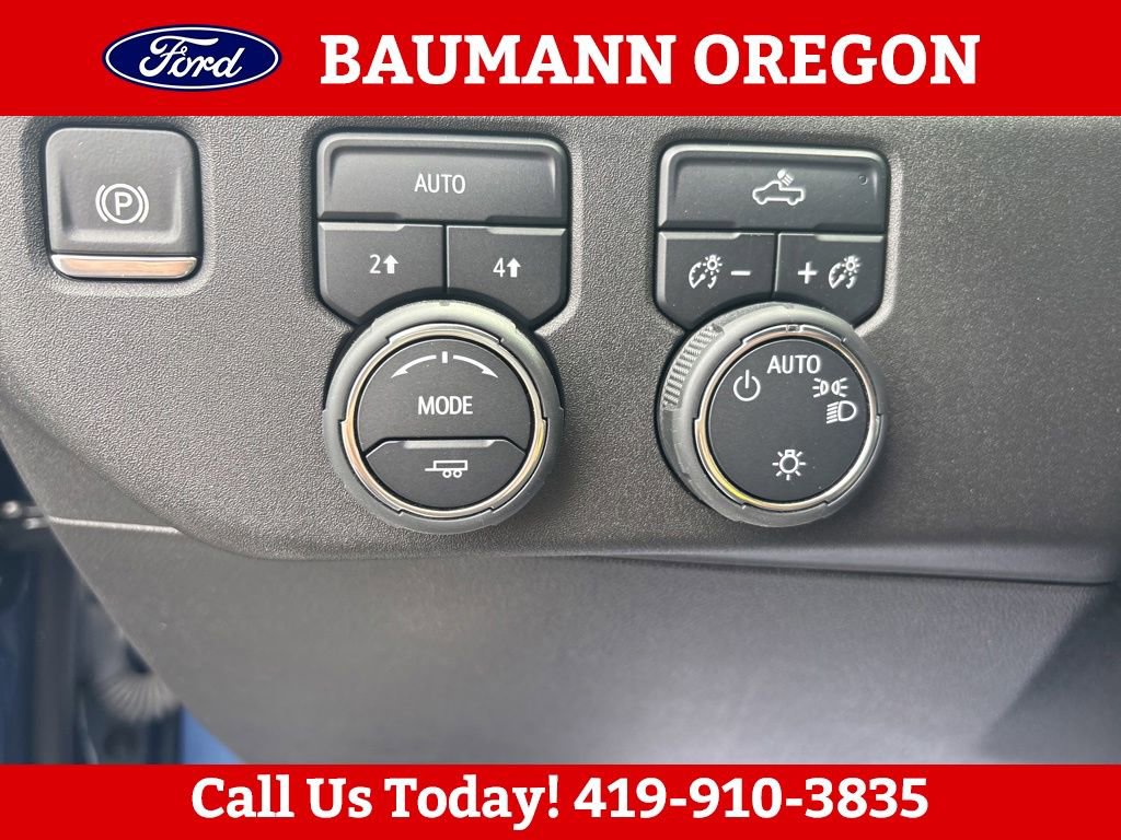Used 2024 Chevrolet Silverado 1500 LT AWD/4WD image 17