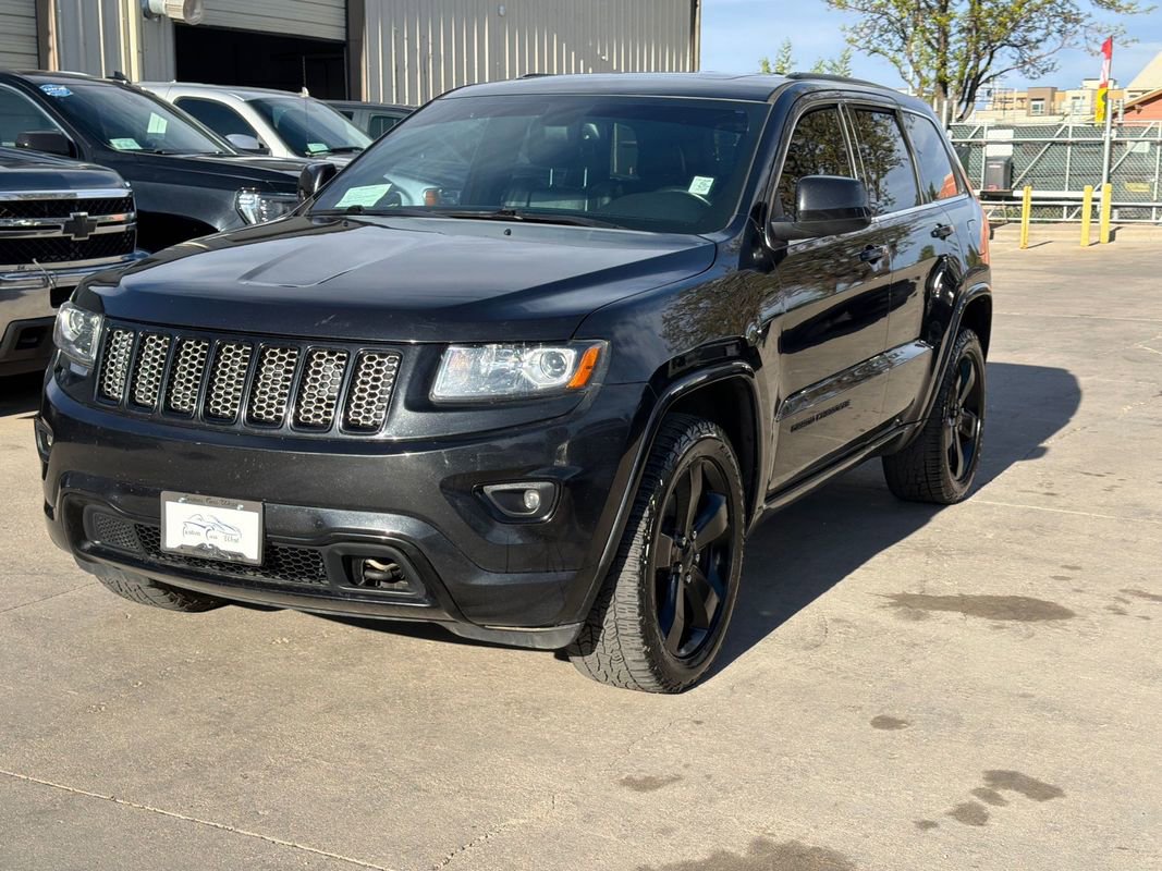 Used 2015 Jeep Grand Cherokee Altitude AWD/4WD image 1