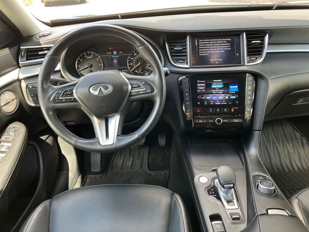 Certified 2022 INFINITI QX50 Essential image 2