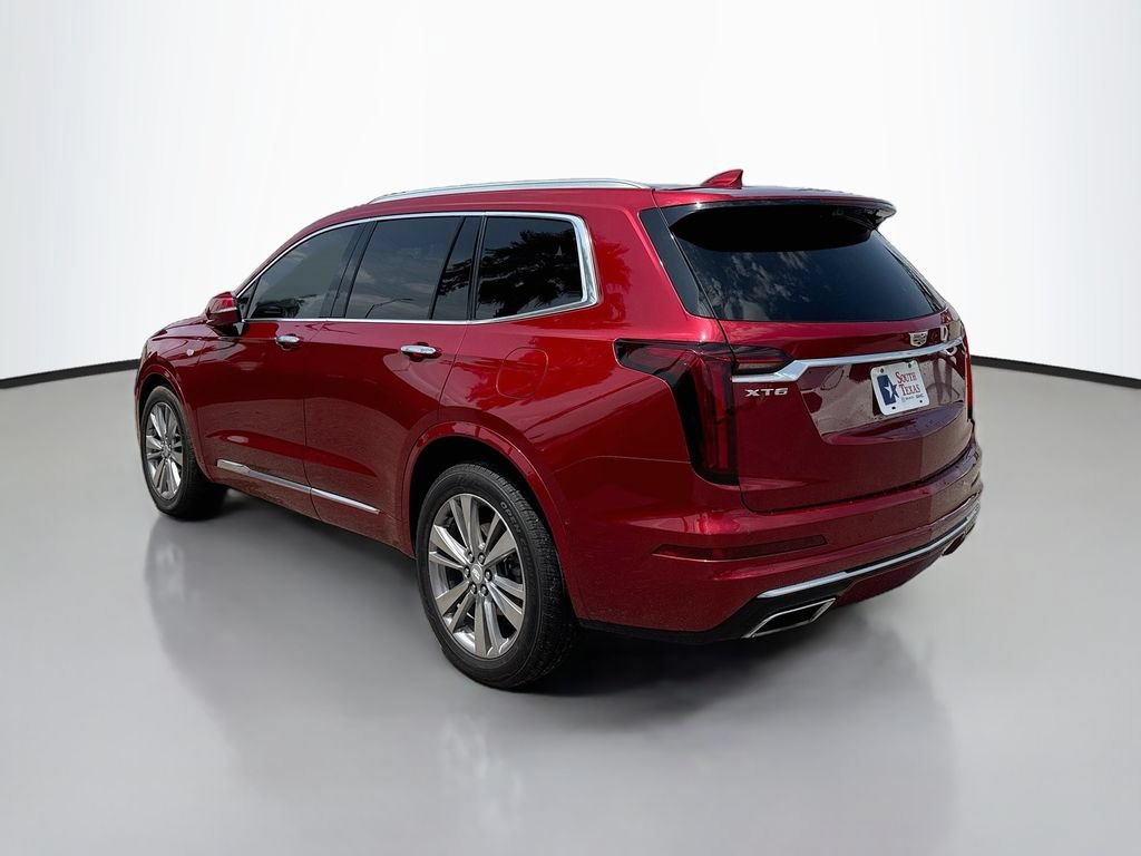 Used 2023 Cadillac XT6 Premium Luxury w/ Technology Package FWD image 5