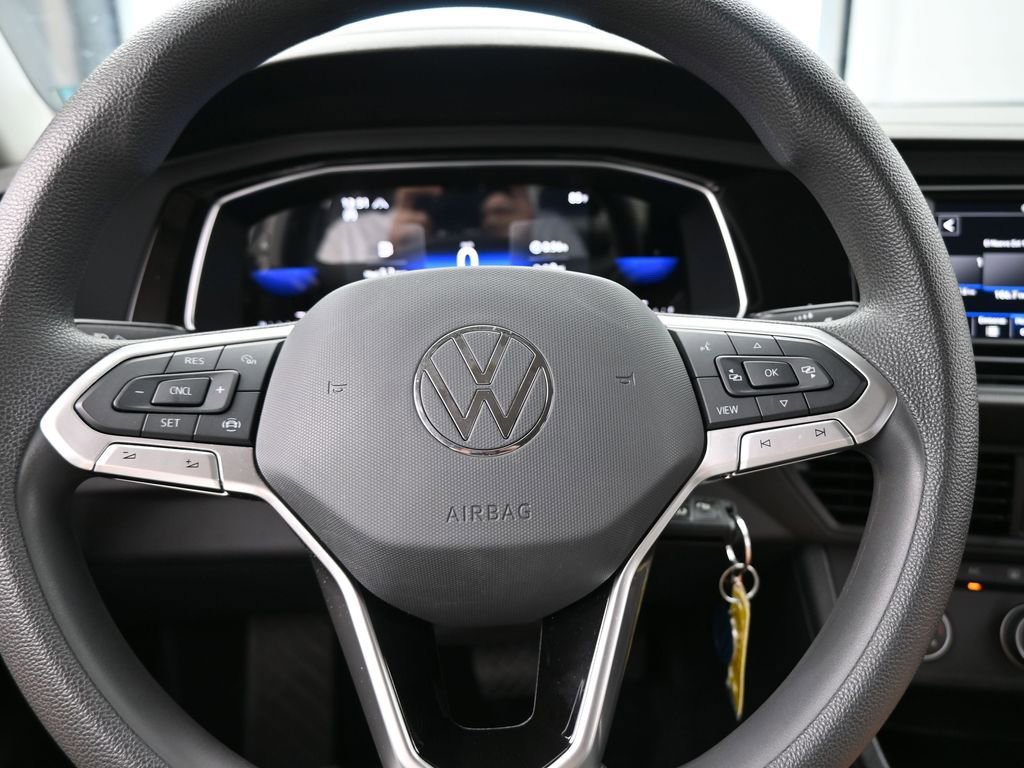 Used 2023 Volkswagen Jetta S image 28