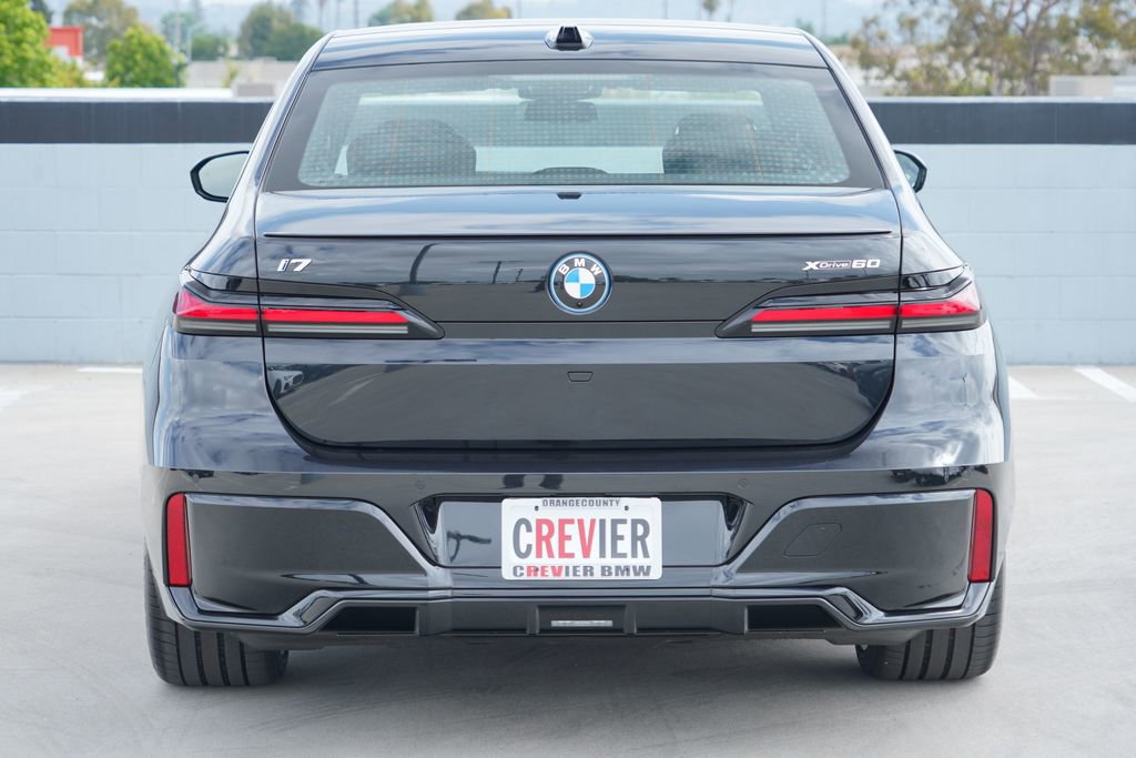 New 2026 BMW i7 xDrive60 AWD/4WD image 6