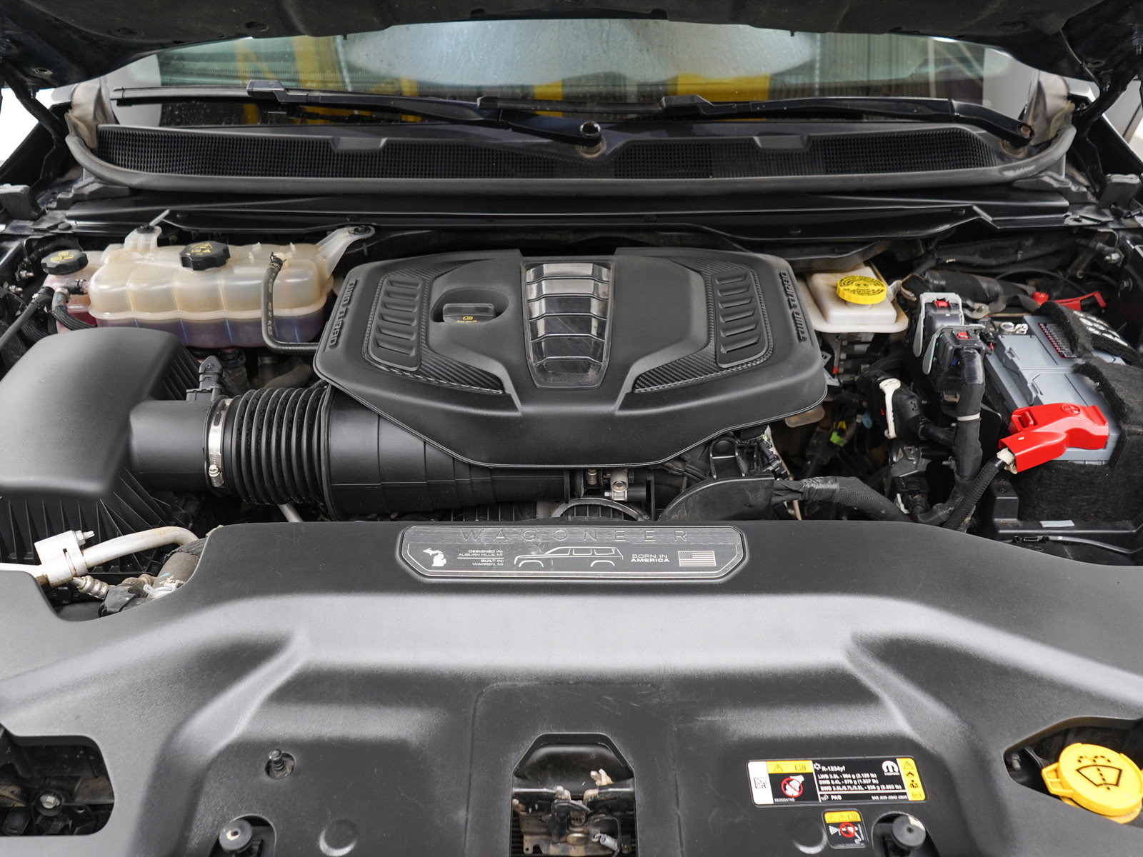 Used 2024 Jeep Wagoneer Series II AWD/4WD image 31