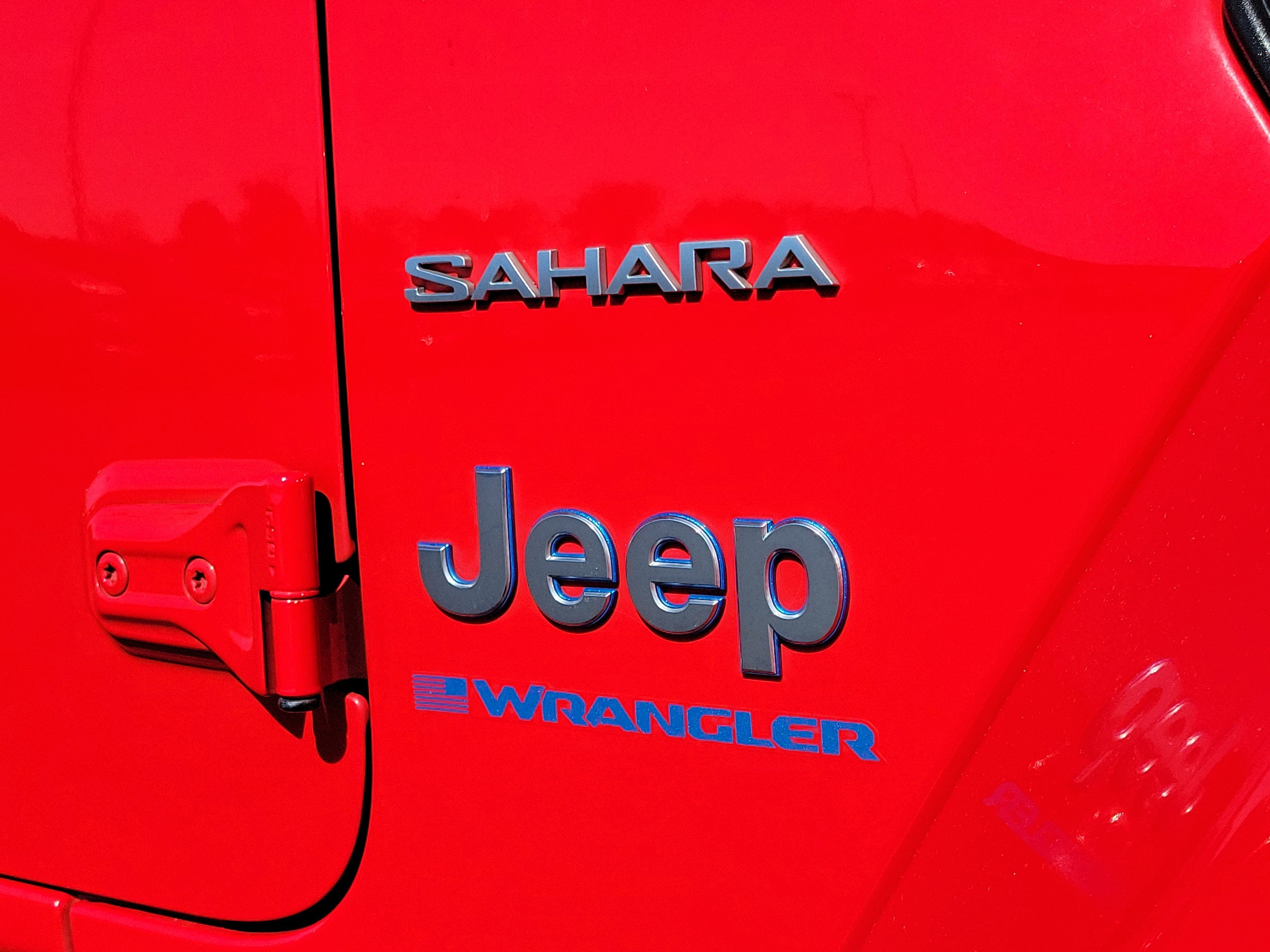 Used 2023 Jeep Wrangler Sahara image 6