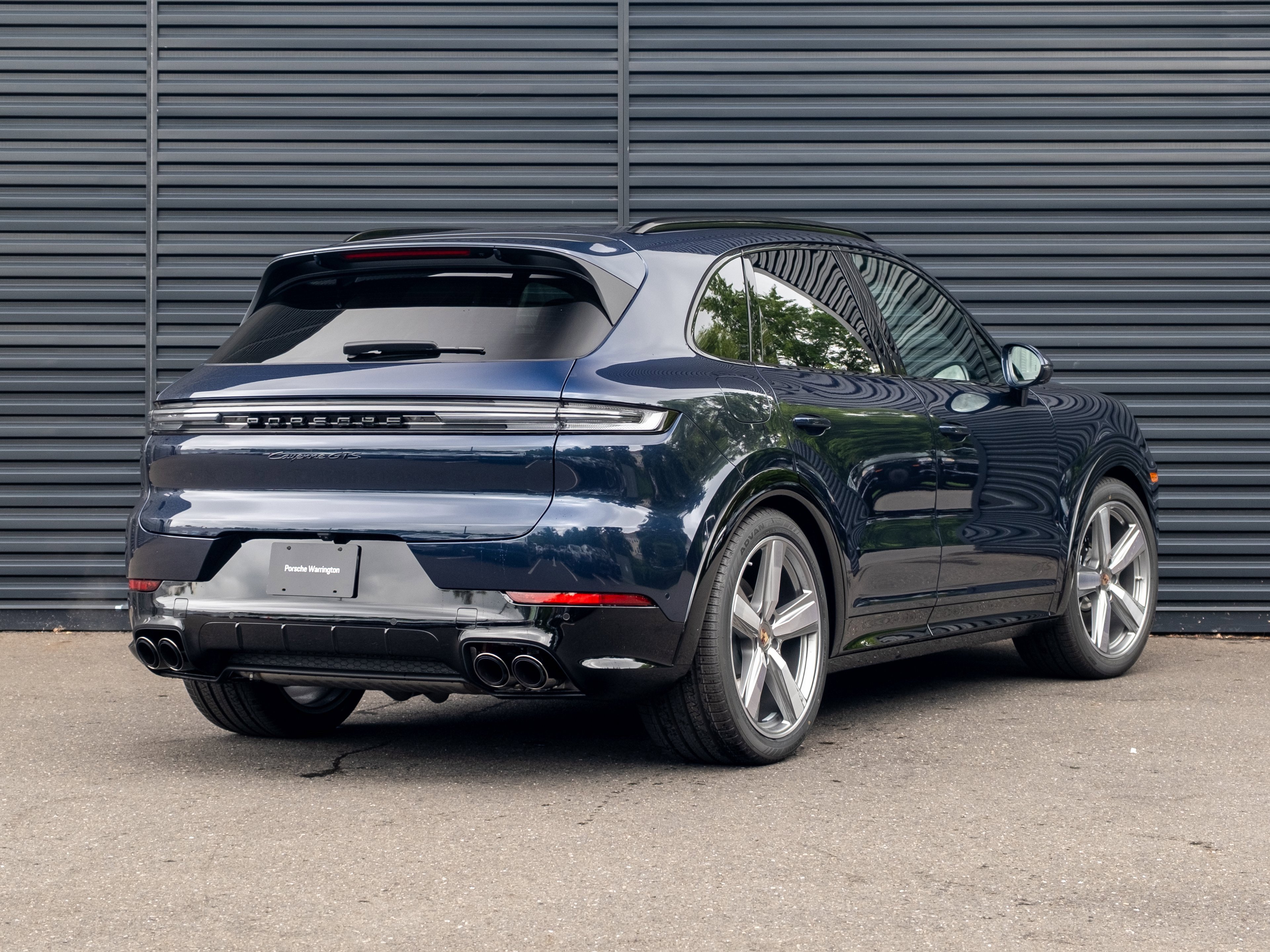 New 2025 Porsche Cayenne GTS image 8