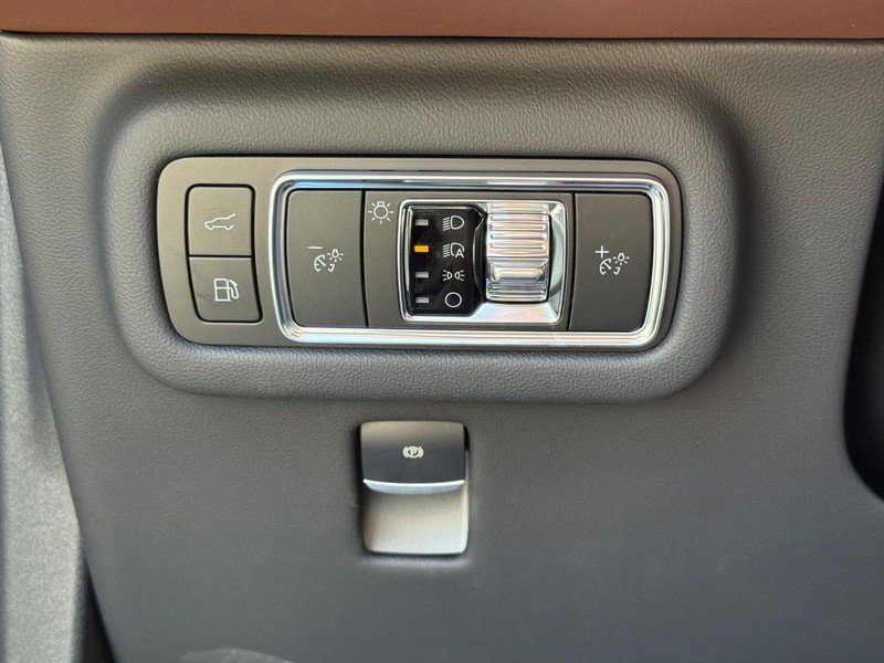 New 2026 Lincoln Nautilus Reserve w/ Jet Appearance Package AWD/4WD image 19
